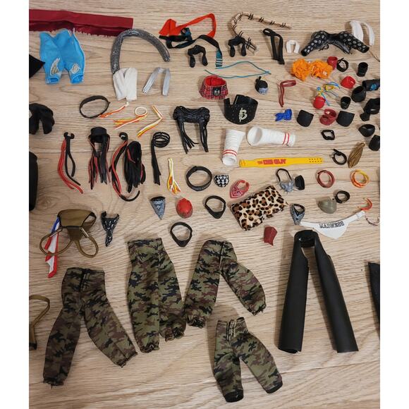 Lot Of Over 150+ WWE AEW Mattel Jazwares Jakks Super7 Accessories  Wrestling - Picture 3 of 4
